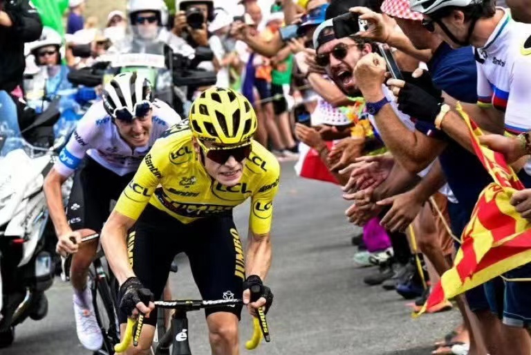 Tijd is de sleutel tot de uitkomst van het hoogtepuntduel van de Tour de France, Vingegaard en Pogacar